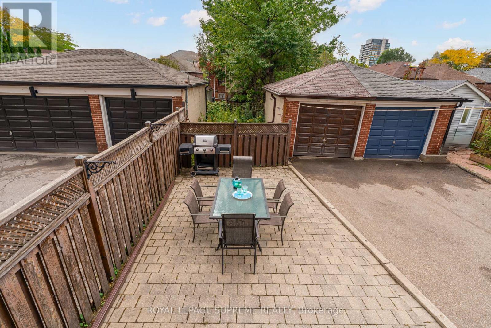 339 Hopewell Avenue, Toronto, Ontario  M6E 2S1 - Photo 43 - W12453831