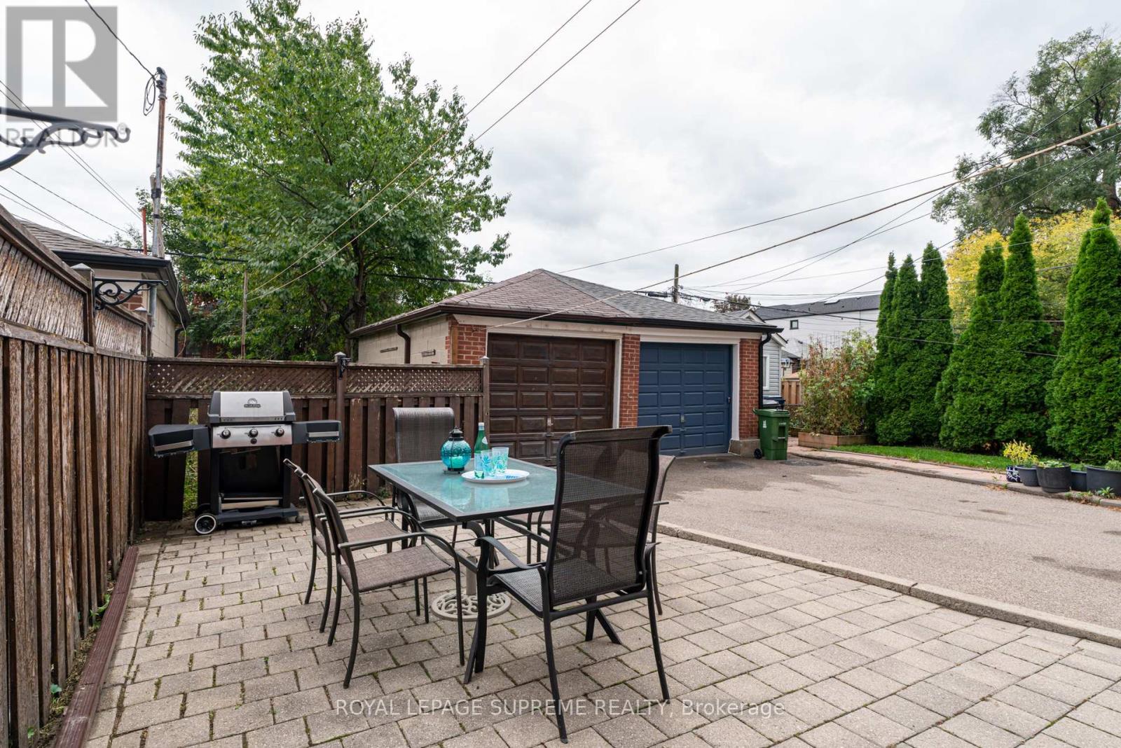 339 Hopewell Avenue, Toronto, Ontario  M6E 2S1 - Photo 46 - W12453831