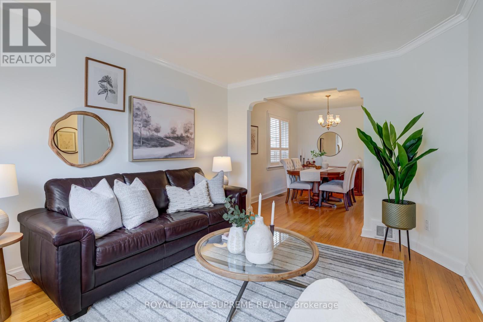 339 Hopewell Avenue, Toronto, Ontario  M6E 2S1 - Photo 7 - W12453831
