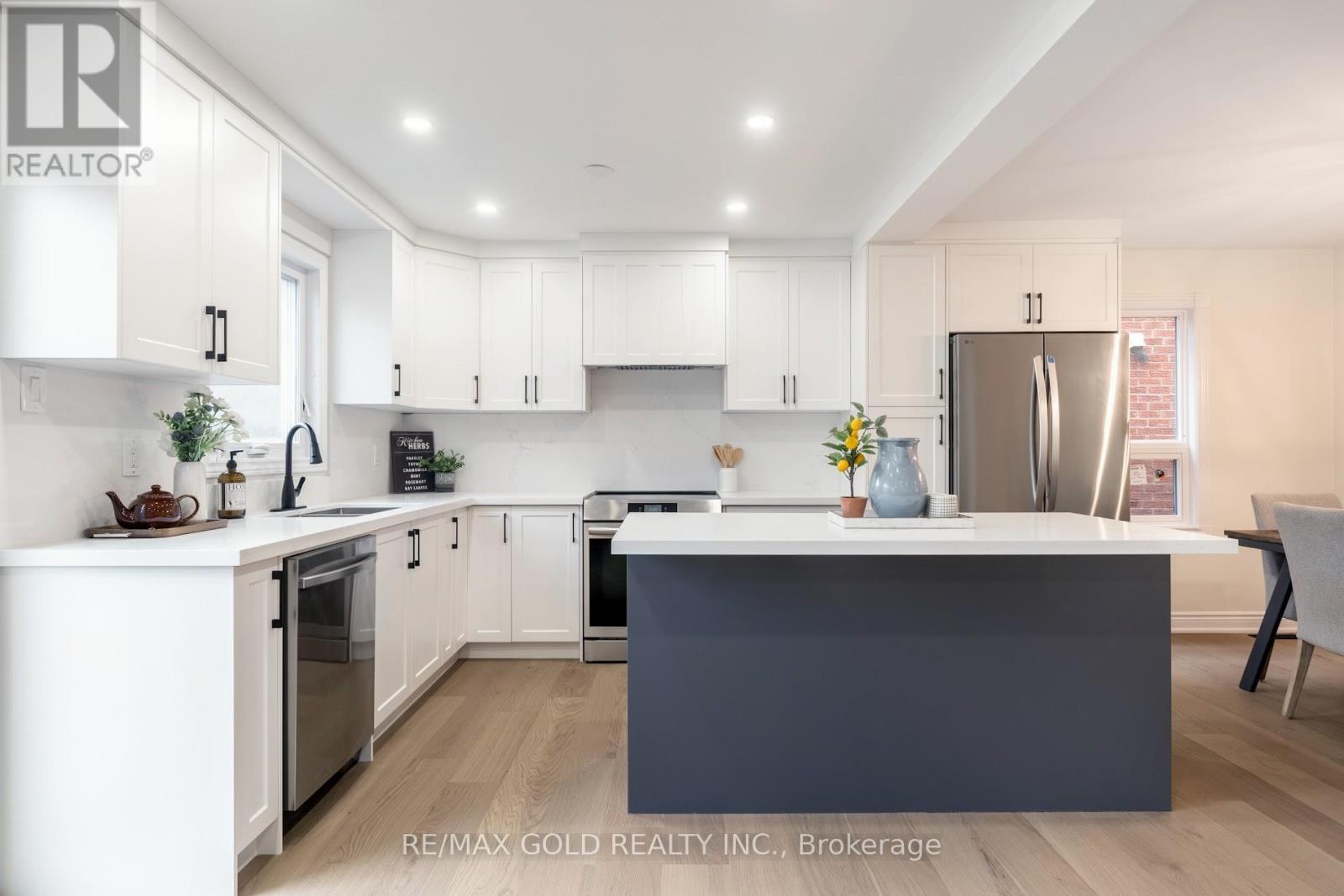 4600 Full Moon Circle, Mississauga, Ontario  L4Z 2N6 - Photo 10 - W12453846