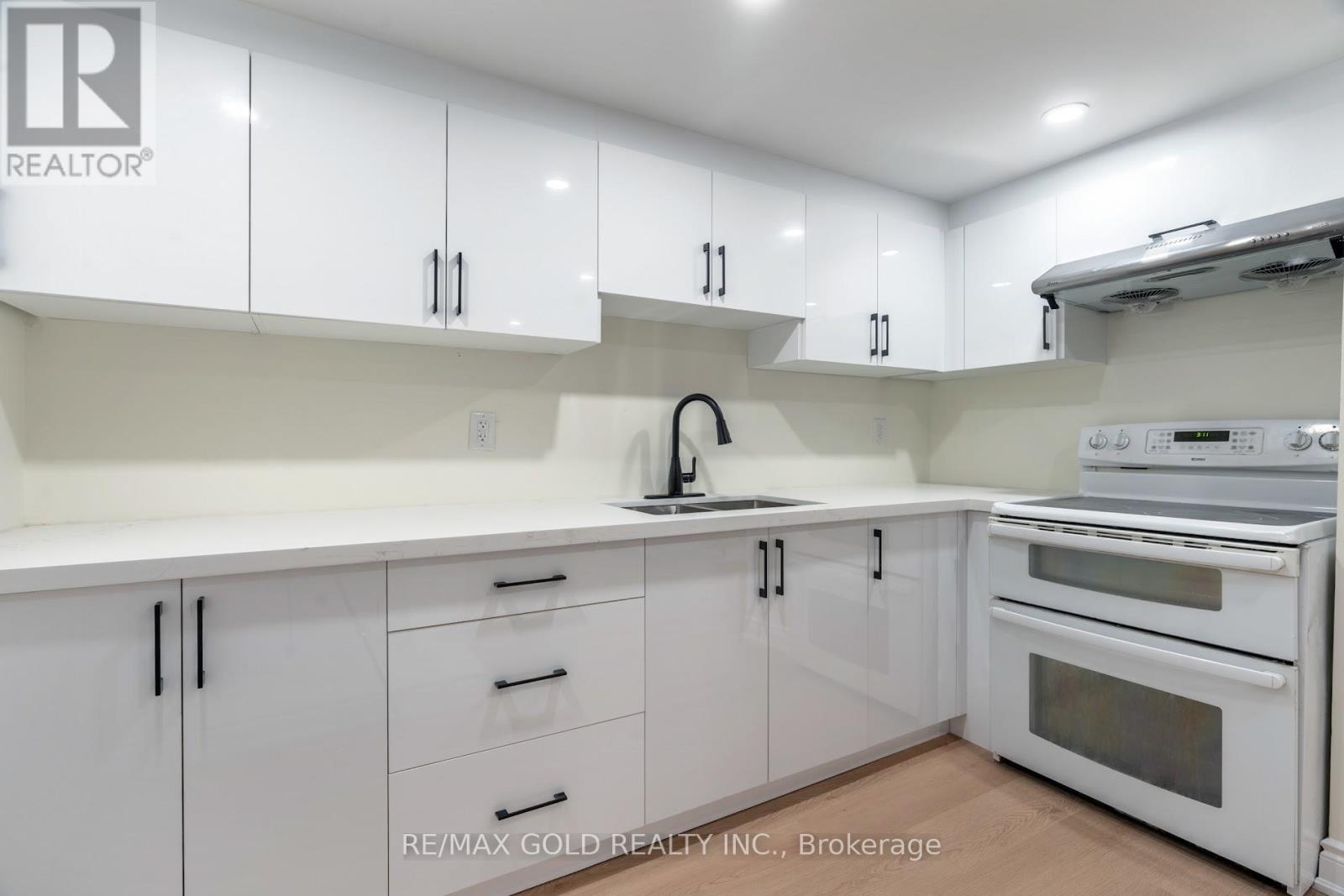 4600 Full Moon Circle, Mississauga, Ontario  L4Z 2N6 - Photo 40 - W12453846