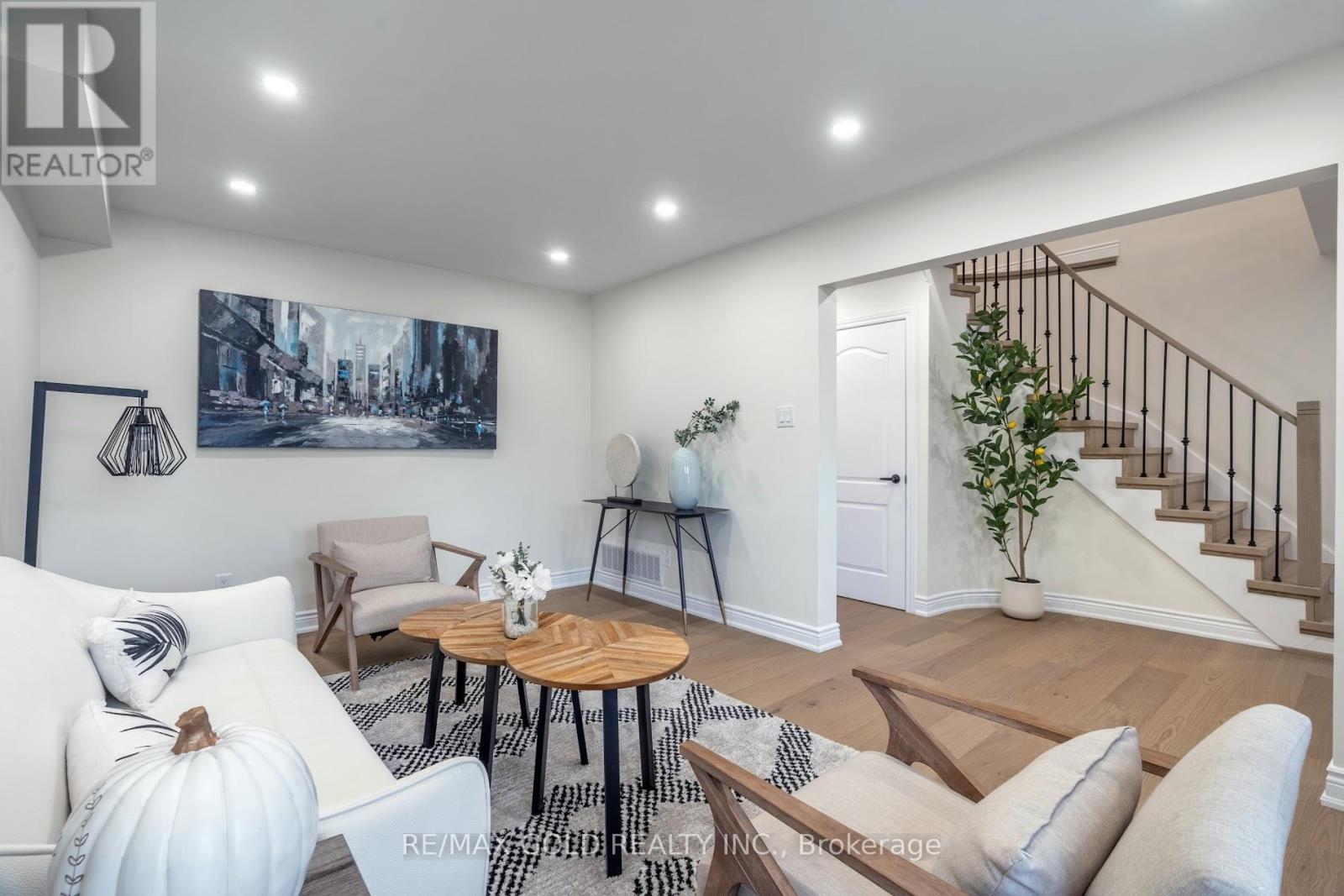 4600 Full Moon Circle, Mississauga, Ontario  L4Z 2N6 - Photo 6 - W12453846
