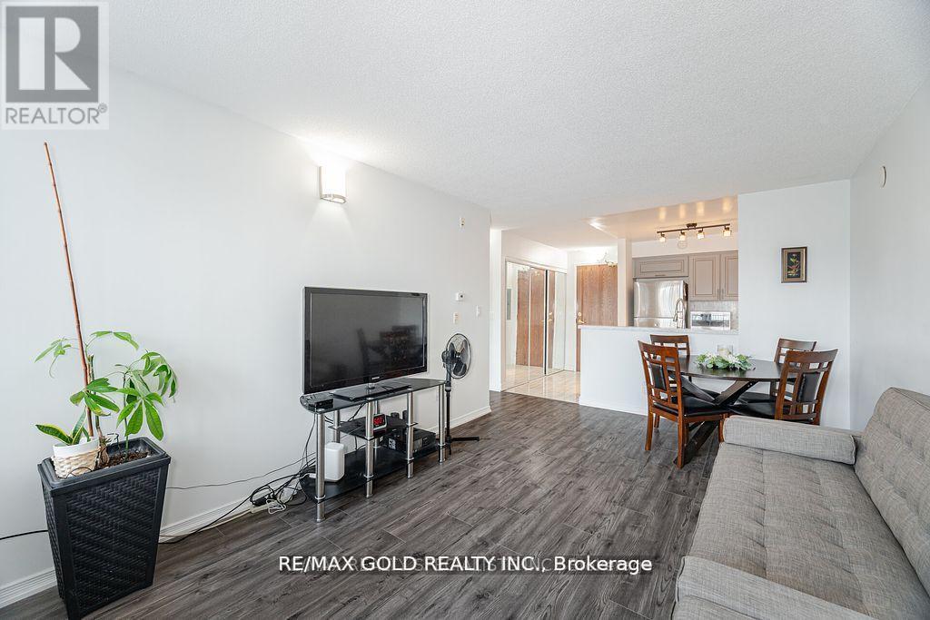 108 - 25 Via Rosedale Way, Brampton (Sandringham-Wellington), Ontario  L6R 3J4 - Photo 20 - W12453854