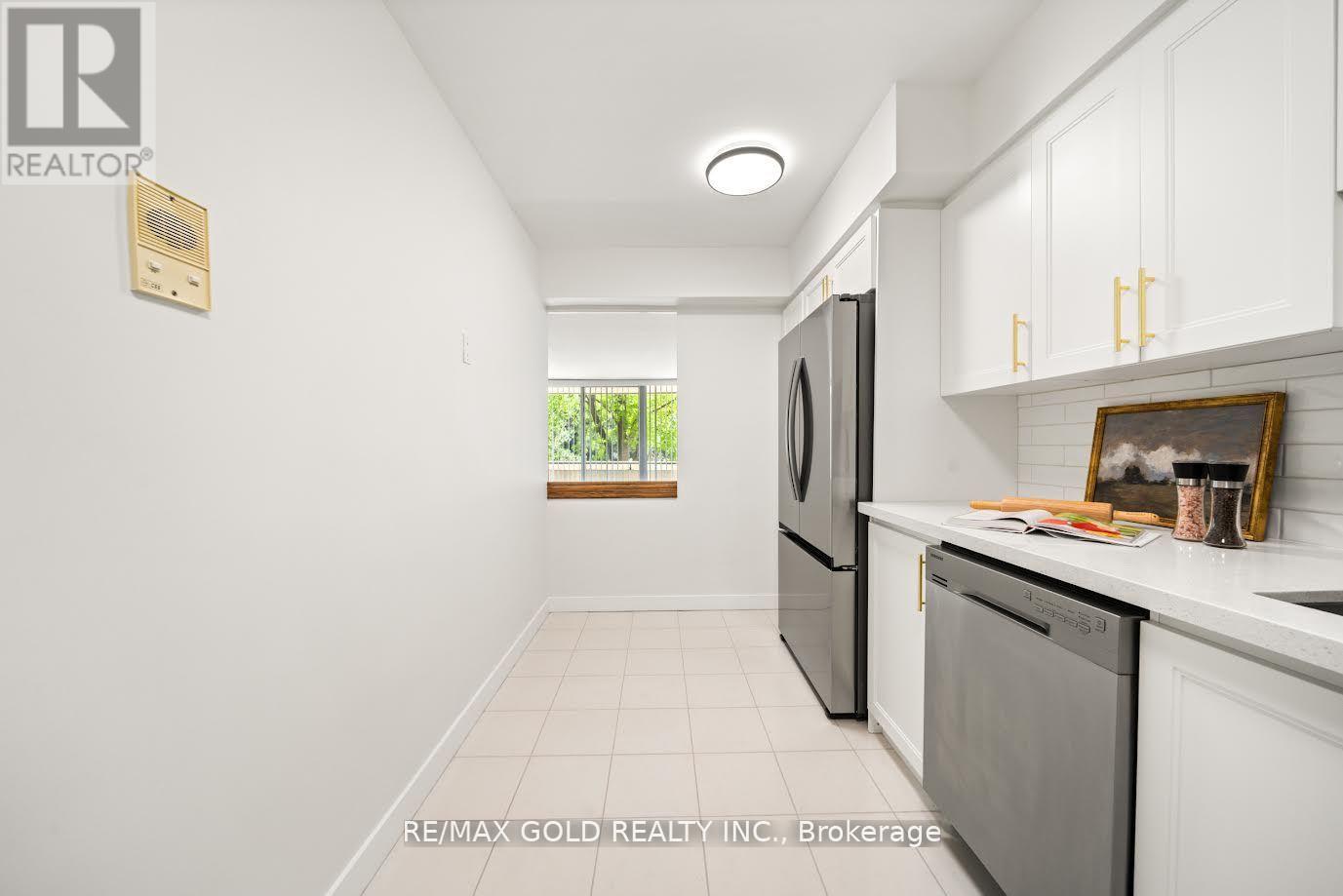 206 - 9 Four Winds Drive, Toronto (York University Heights), Ontario  M3J 2S9 - Photo 19 - W12453861