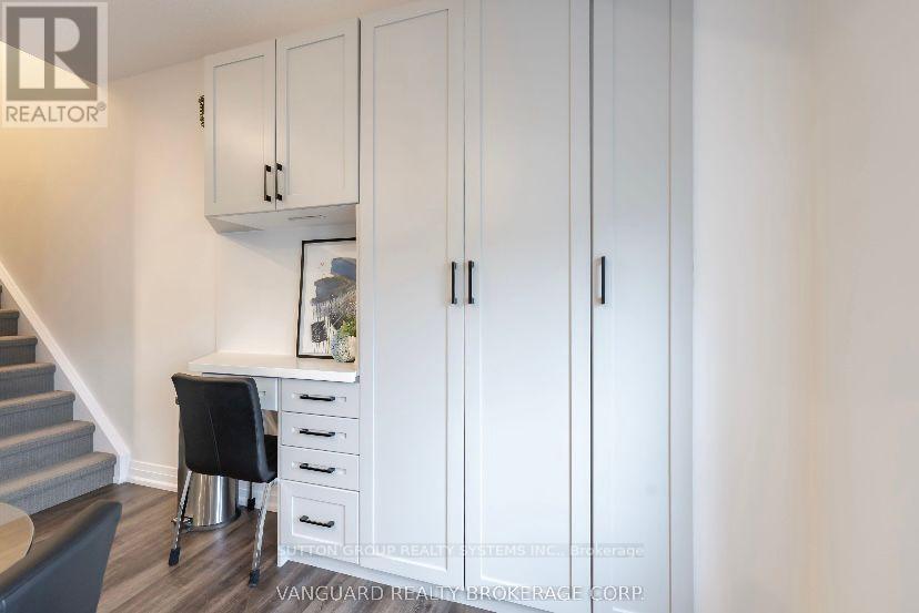 11 - 6 Bicknell Avenue W, Toronto, Ontario  M6M 0B4 - Photo 15 - W12453864