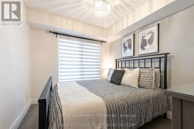 11 - 6 Bicknell Avenue W, Toronto, Ontario  M6M 0B4 - Photo 21 - W12453864