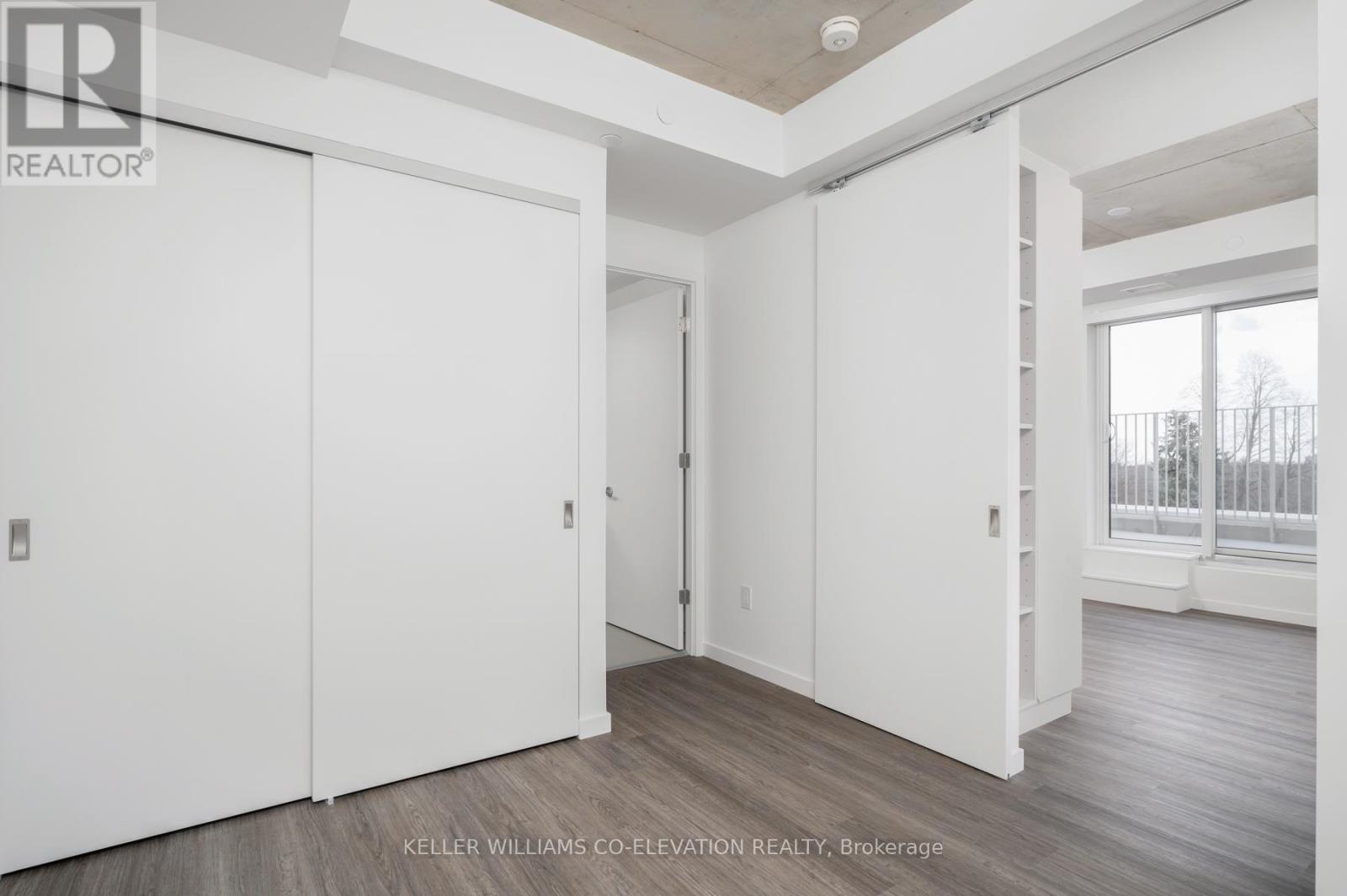 428 - 689 The Queensway Street, Toronto (Stonegate-Queensway), Ontario  M8Y 1L1 - Photo 19 - W12453866