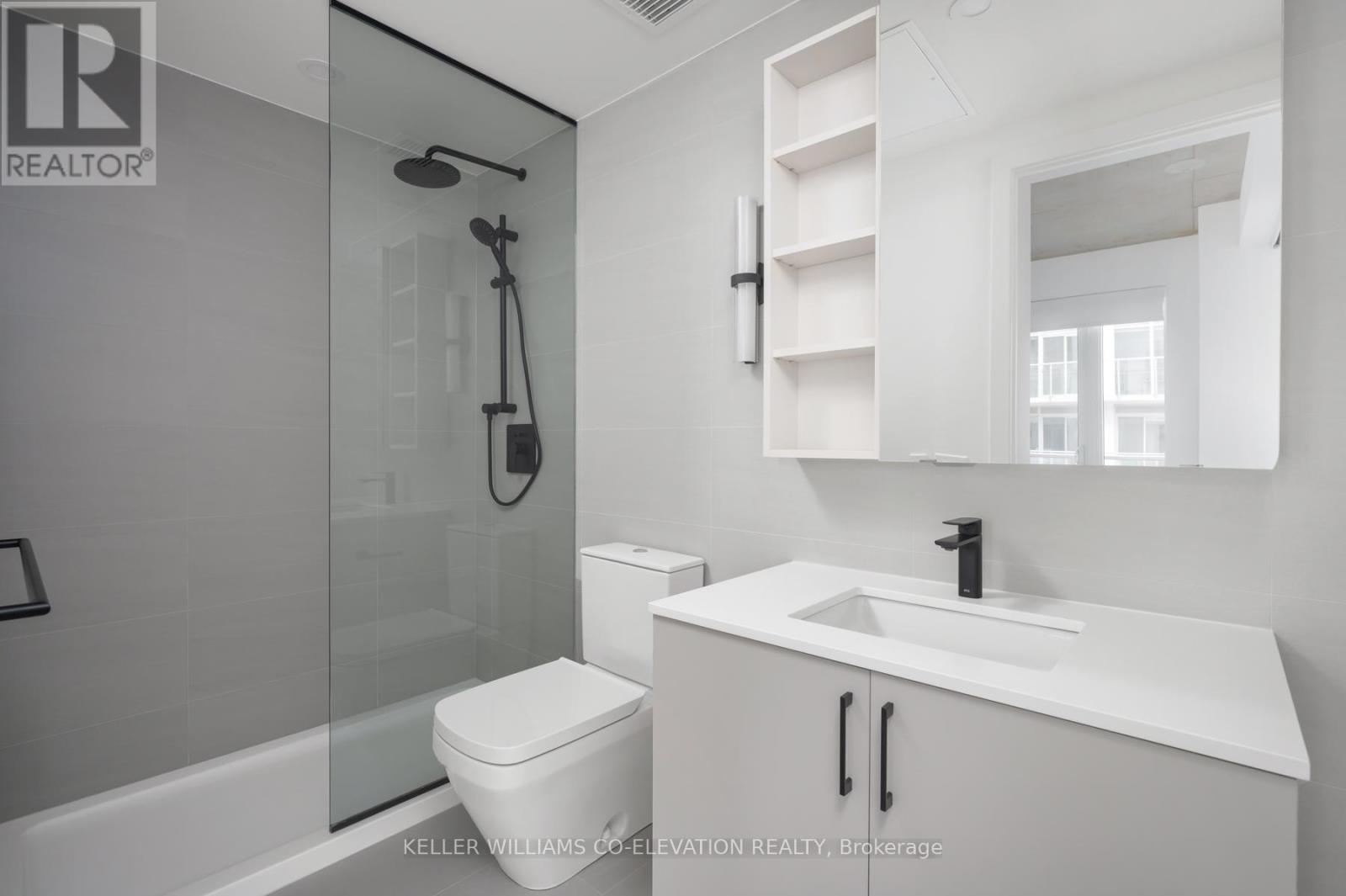 428 - 689 The Queensway Street, Toronto (Stonegate-Queensway), Ontario  M8Y 1L1 - Photo 23 - W12453866
