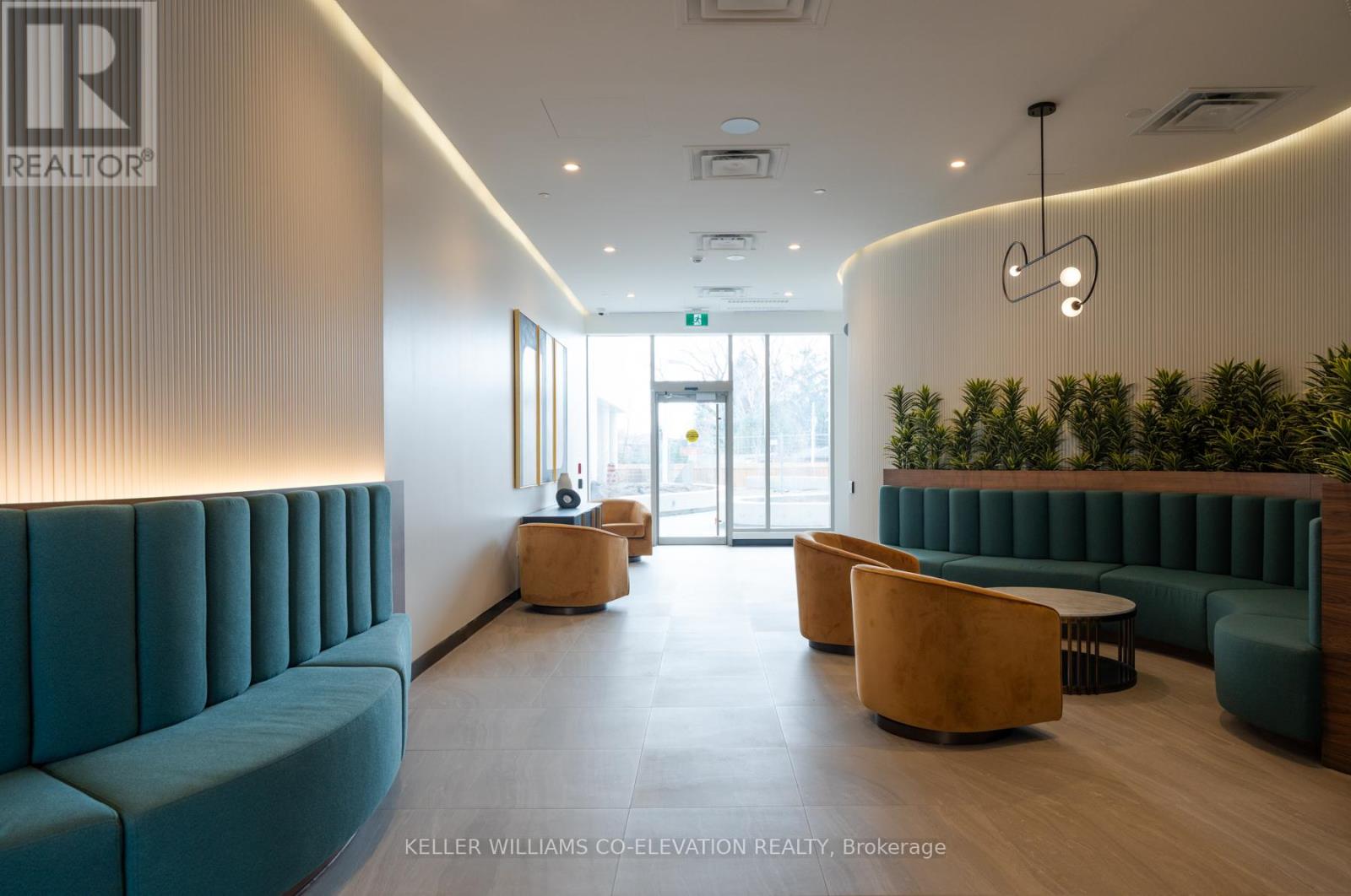 428 - 689 The Queensway Street, Toronto (Stonegate-Queensway), Ontario  M8Y 1L1 - Photo 30 - W12453866