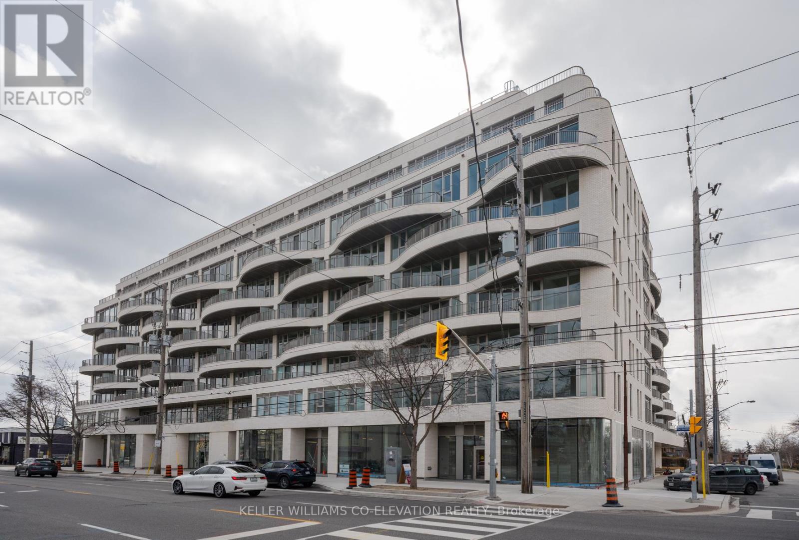 428 - 689 The Queensway Street, Toronto (Stonegate-Queensway), Ontario  M8Y 1L1 - Photo 34 - W12453866