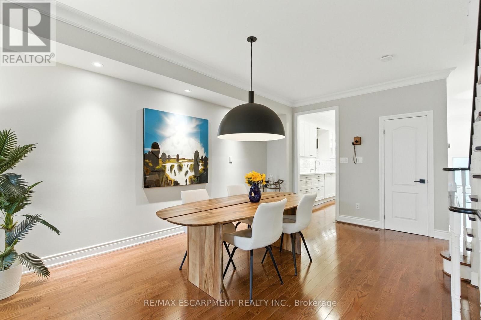 3 - 117 Nelson Street, Oakville, Ontario  L6L 3J1 - Photo 12 - W12453873
