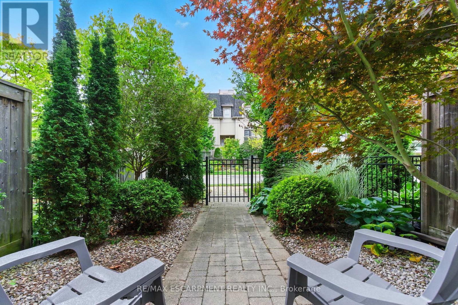 3 - 117 Nelson Street, Oakville (Br Bronte), Ontario  L6L 3J1 - Photo 40 - W12453873