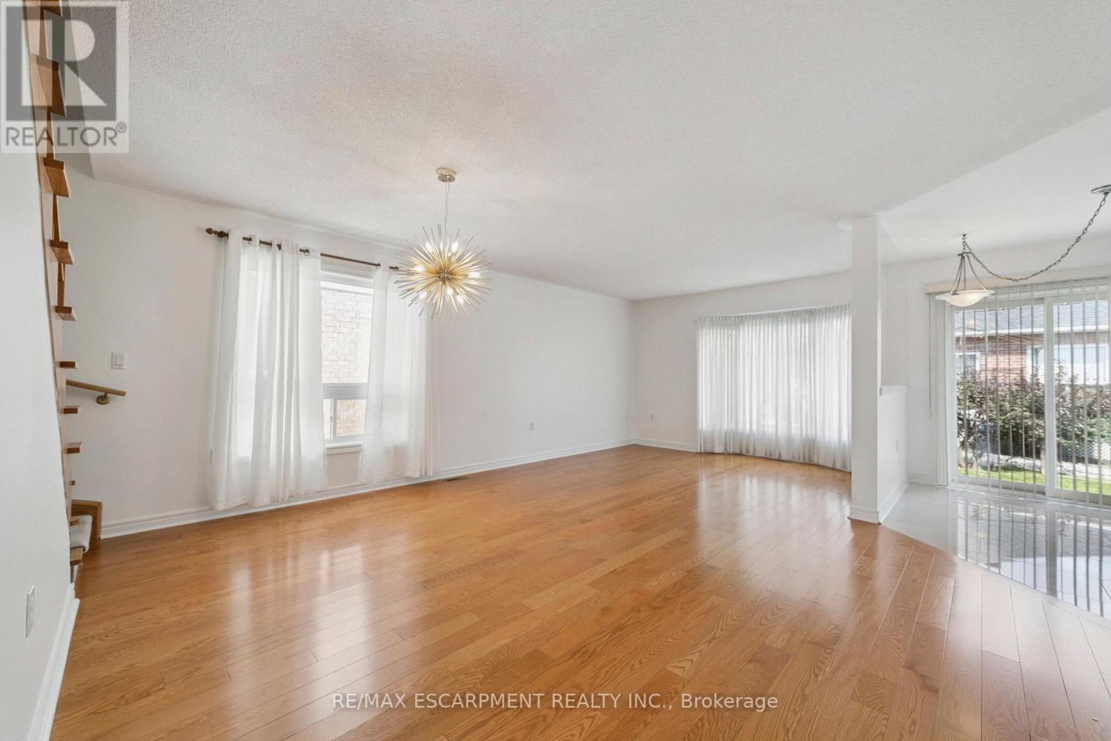 245 Centennial Forest Drive, Milton (Tm Timberlea), Ontario  L9T 5W9 - Photo 16 - W12453891