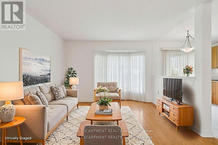245 Centennial Forest Drive, Milton (Tm Timberlea), Ontario  L9T 5W9 - Photo 17 - W12453891