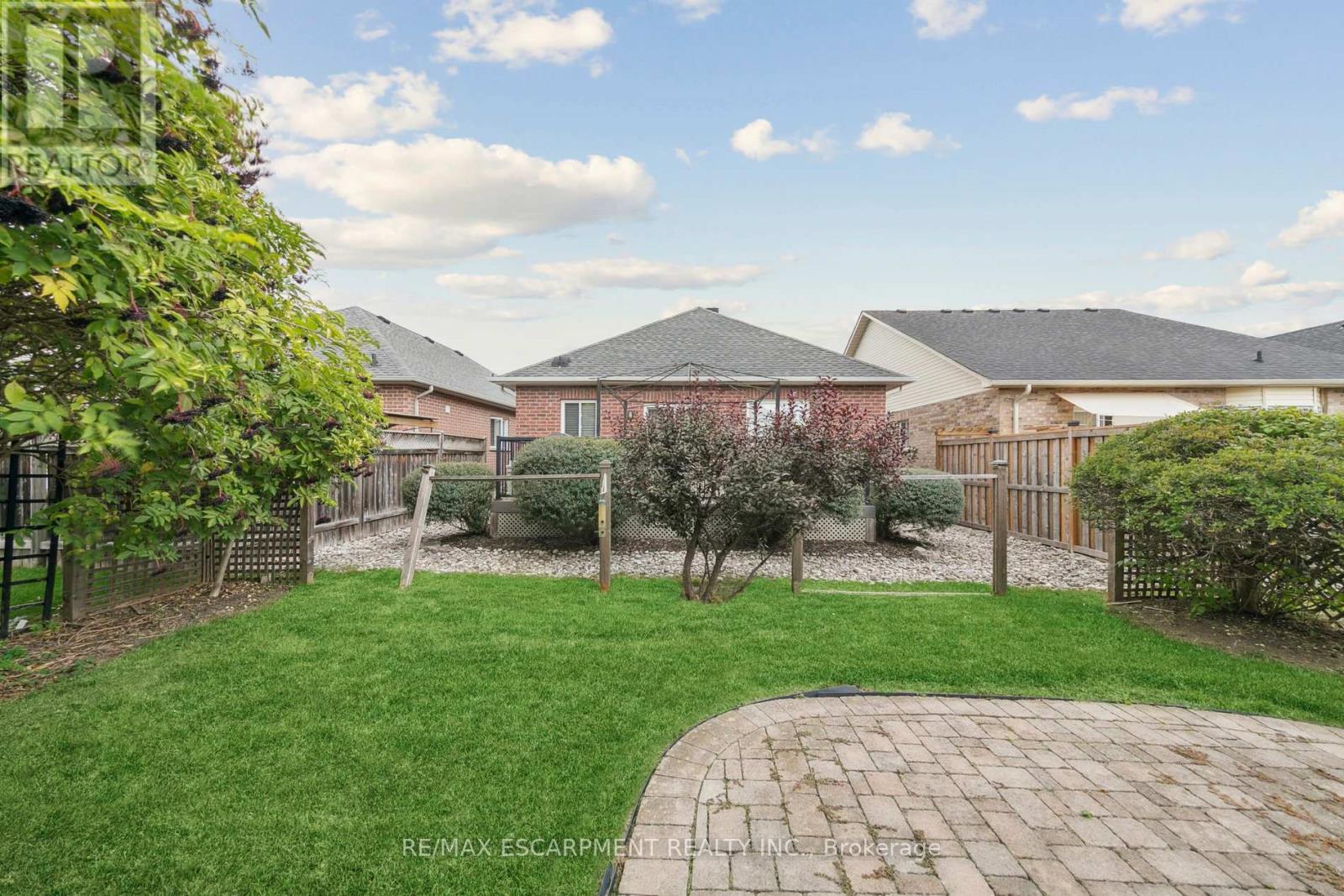 245 Centennial Forest Drive, Milton (Tm Timberlea), Ontario  L9T 5W9 - Photo 37 - W12453891