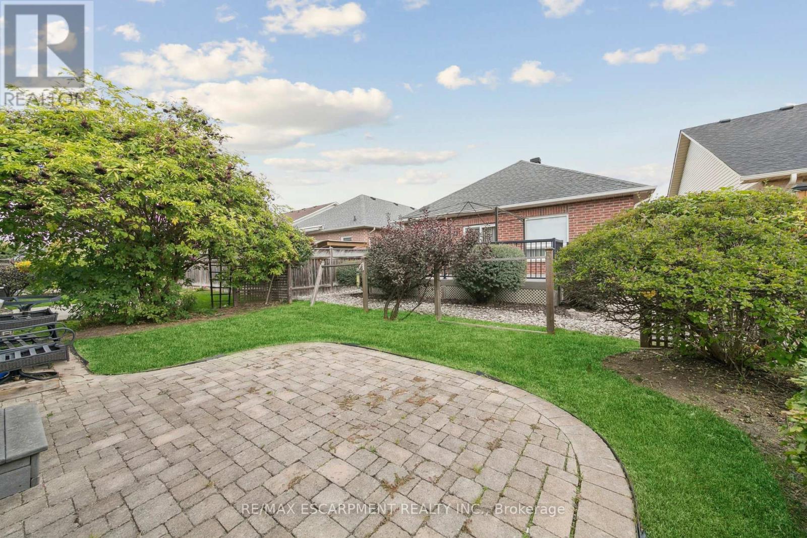 245 Centennial Forest Drive, Milton (Tm Timberlea), Ontario  L9T 5W9 - Photo 38 - W12453891