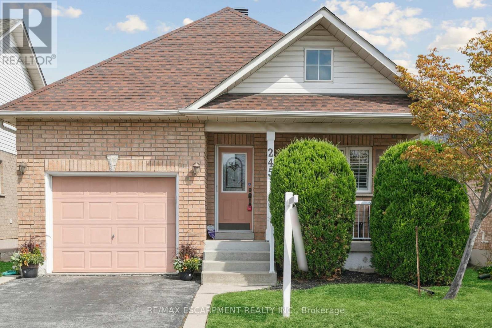 245 Centennial Forest Drive, Milton (Tm Timberlea), Ontario  L9T 5W9 - Photo 40 - W12453891