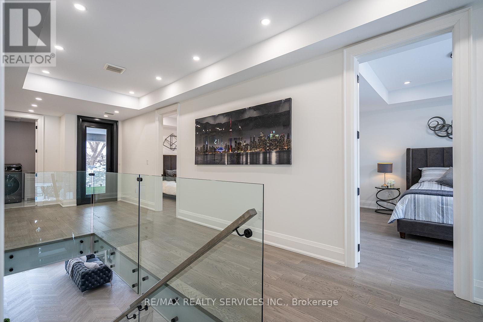 3 Bonnyview Drive, Toronto, Ontario  M8Y 3G5 - Photo 25 - W12453897