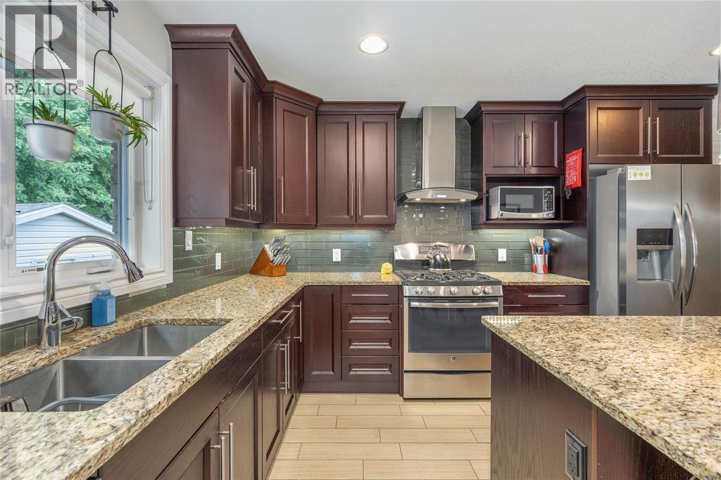 841 Manhattan Drive, Sarnia, Ontario N7S 0B4 - Photo 12 - 25025518