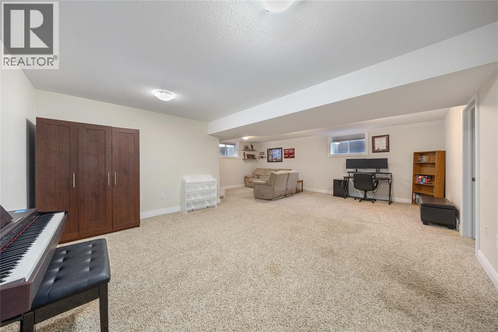 841 Manhattan Drive, Sarnia, Ontario N7S 0B4 - Photo 26 - 25025518
