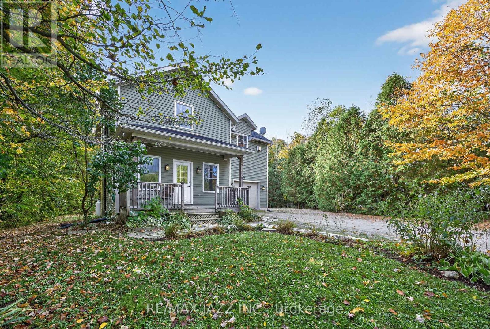 170 Raglan Street, Grey Highlands, Ontario  N0C 1E0 - Photo 23 - X12454066