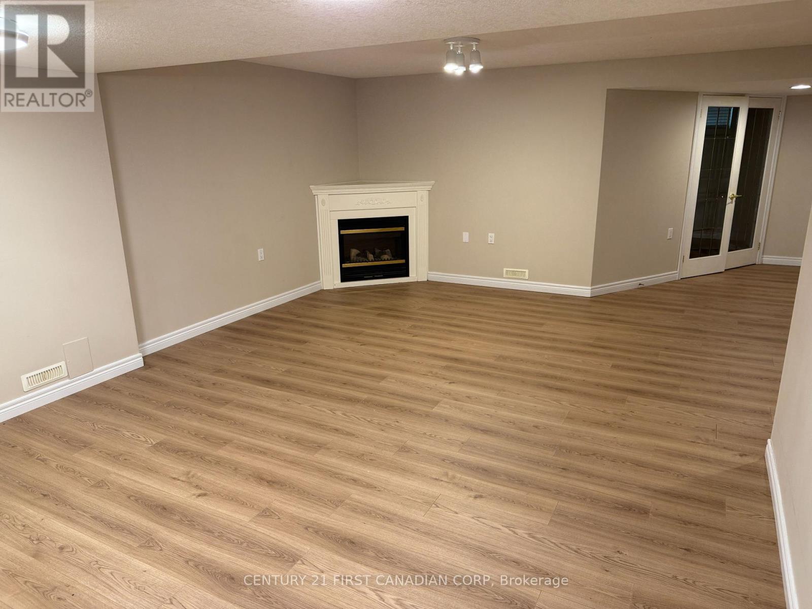 6 - 1574 Richmond Street, London North, Ontario  N6G 5H7 - Photo 15 - X12373565
