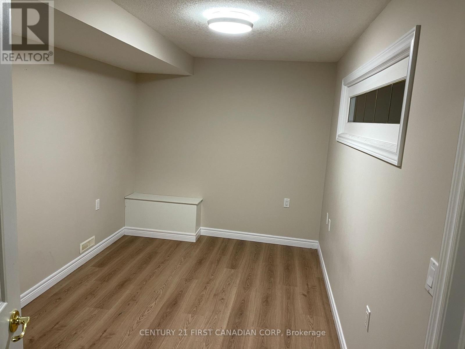 6 - 1574 Richmond Street, London North, Ontario  N6G 5H7 - Photo 20 - X12373565