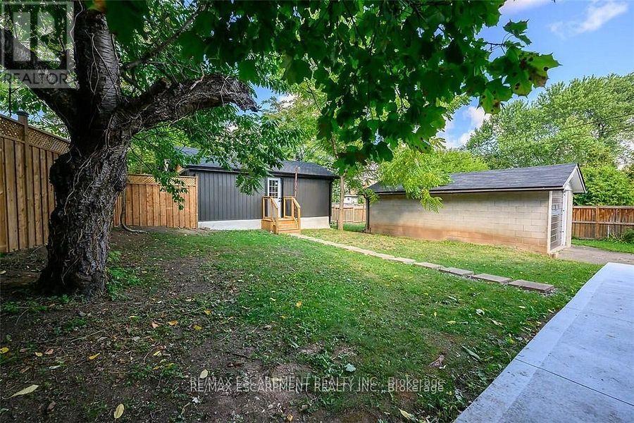 282 Ottawa Street S, Hamilton (Delta), Ontario  L8K 2G1 - Photo 42 - X12453849