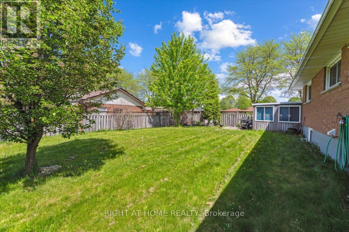 5863 Church's Lane, Niagara Falls (Church's Lane), Ontario  L2J 1Y9 - Photo 37 - X12453881