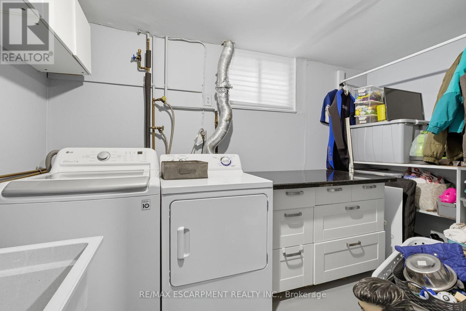 105 Carrington Court, Hamilton (Ancaster), Ontario  L9G 1R2 - Photo 38 - X12453892
