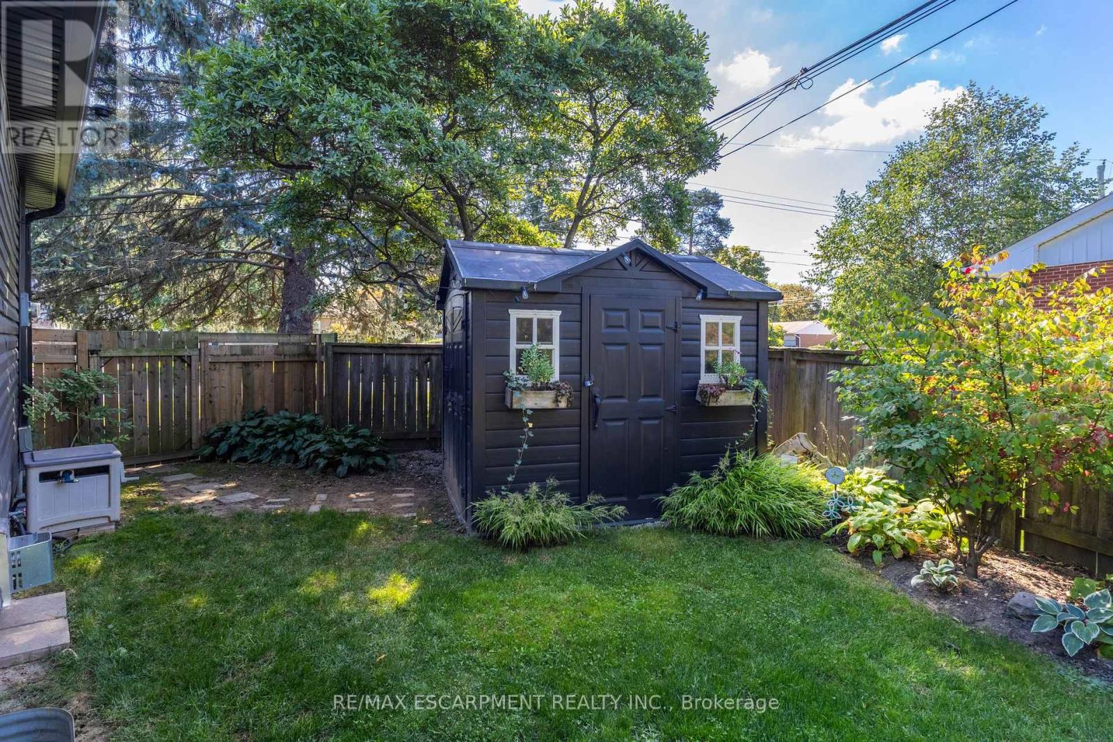 105 Carrington Court, Hamilton (Ancaster), Ontario  L9G 1R2 - Photo 47 - X12453892