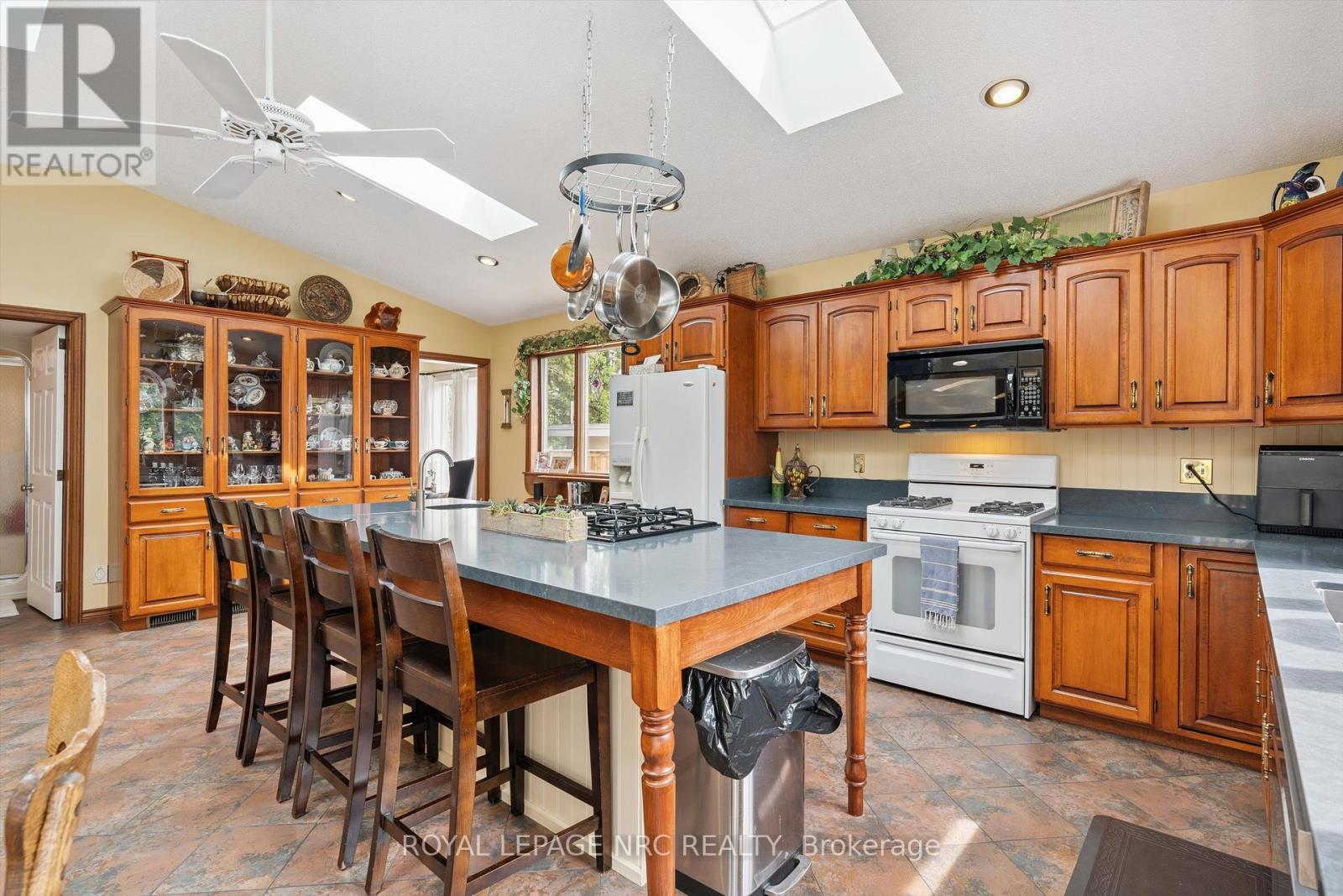 1287 Third Street, St. Catharines, Ontario  L2R 6P9 - Photo 16 - X12316369