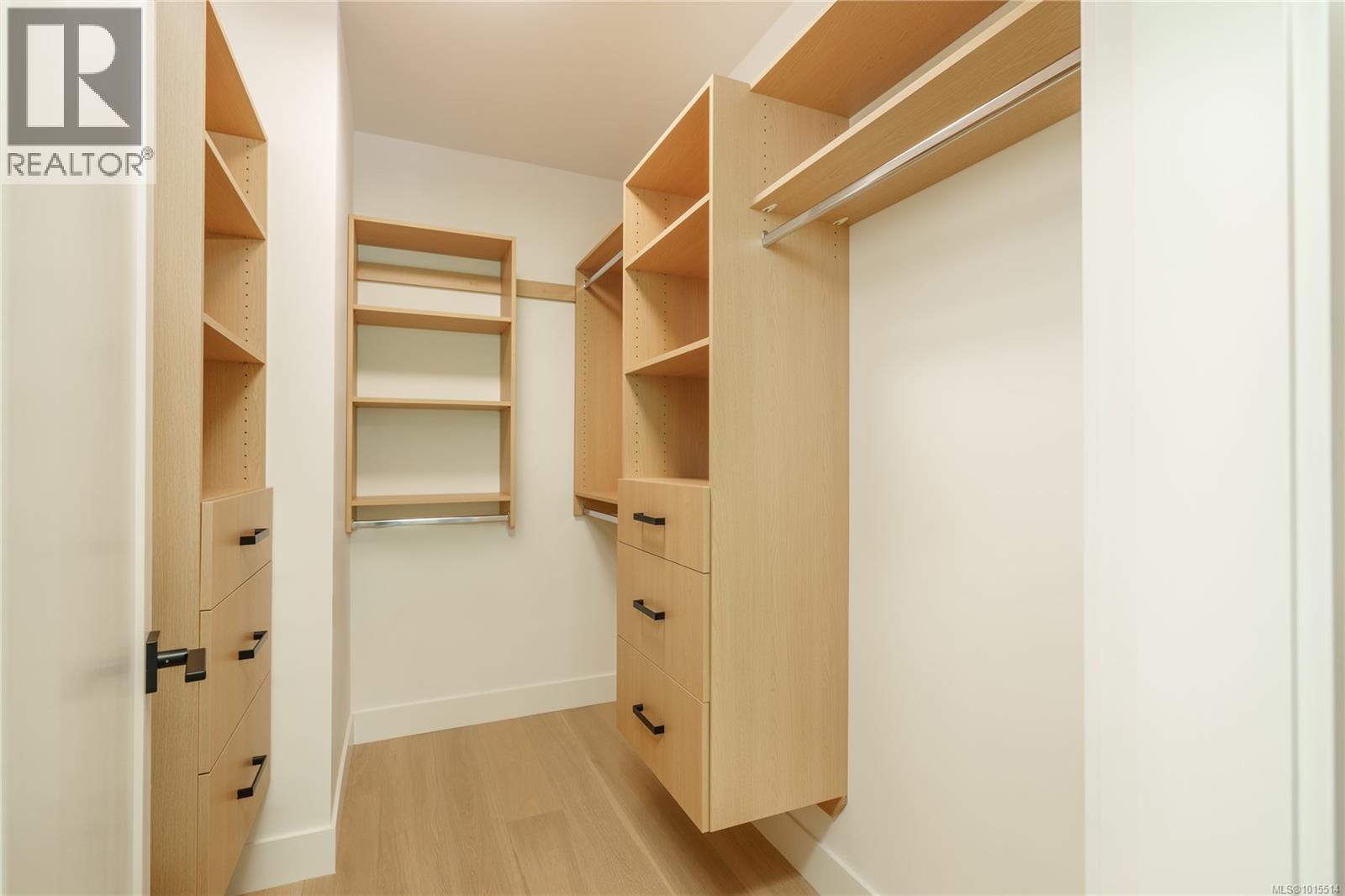 1772 Chandler Ave, Victoria, British Columbia  V8S 1N6 - Photo 24 - 1015514