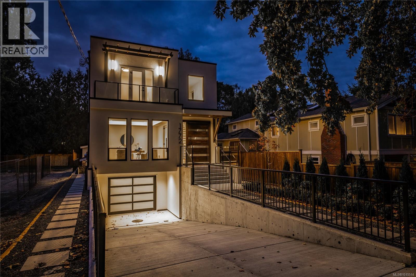 1772 Chandler Ave, Victoria, British Columbia  V8S 1N6 - Photo 4 - 1015514