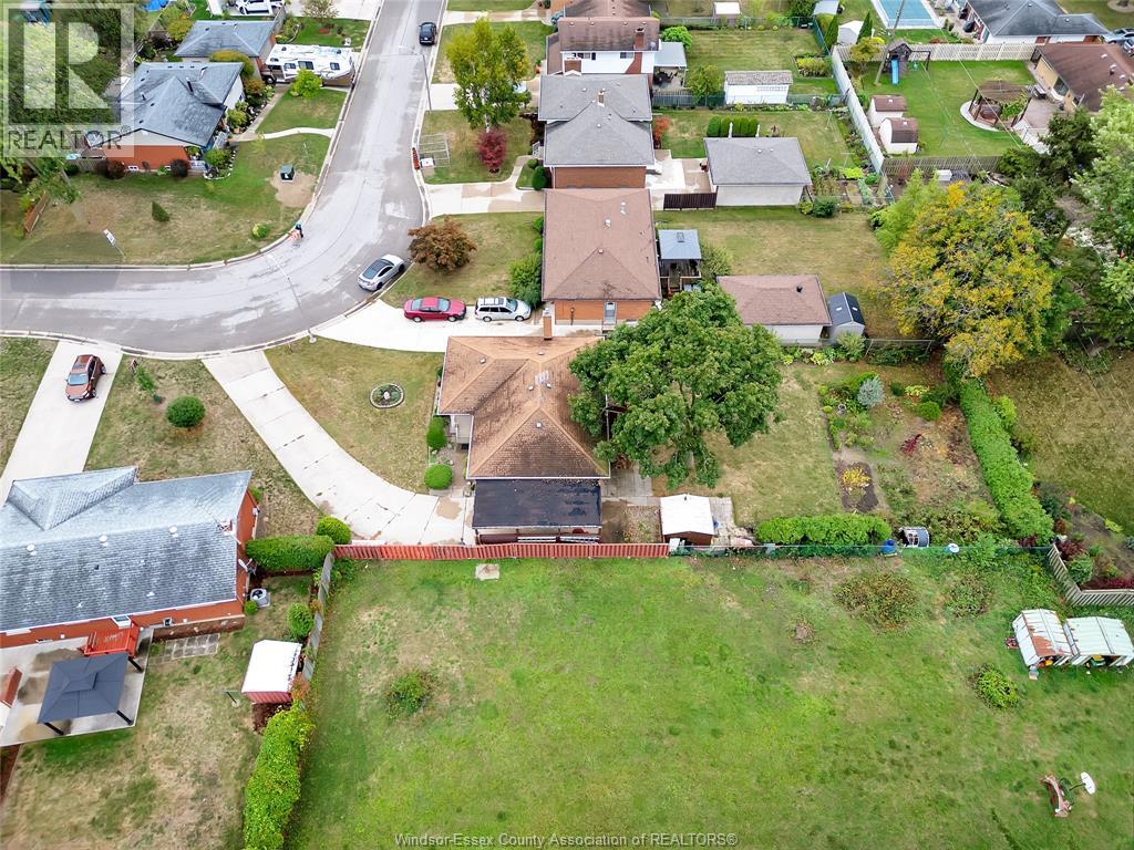 2667 Armstrong, Windsor, Ontario  N8T 2G2 - Photo 30 - 25025694