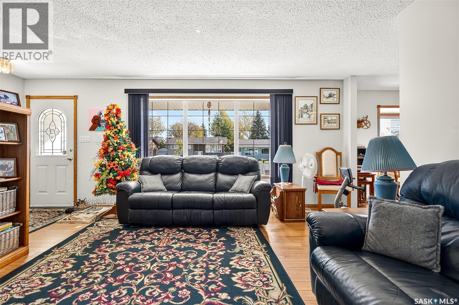 18 Blue Sage Drive, Moose Jaw, Saskatchewan  S6J 1C4 - Photo 11 - SK020471