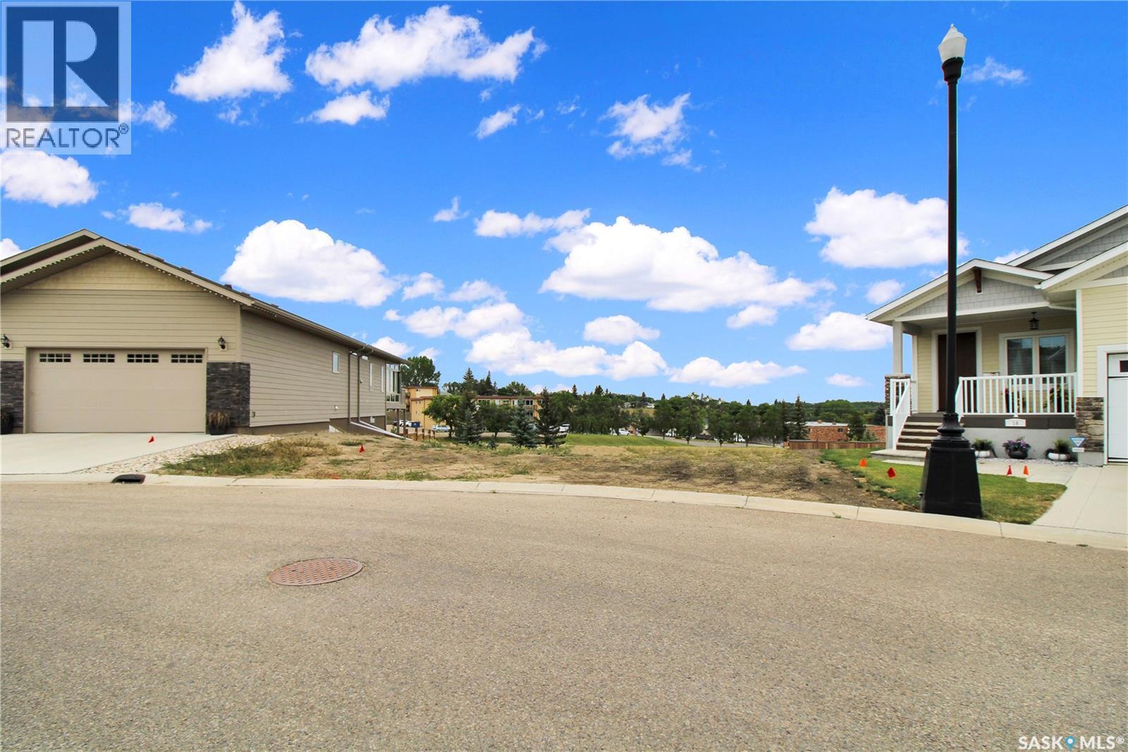 14 533 4th Avenue Ne, Swift Current, Saskatchewan  S9H 2J9 - Photo 2 - SK020449