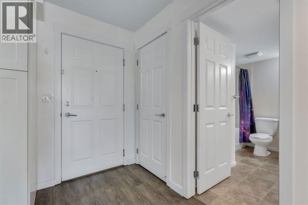 1211, 755 Copperpond Boulevard Se, Calgary, Alberta  T2Z 4R2 - Photo 5 - A2263383
