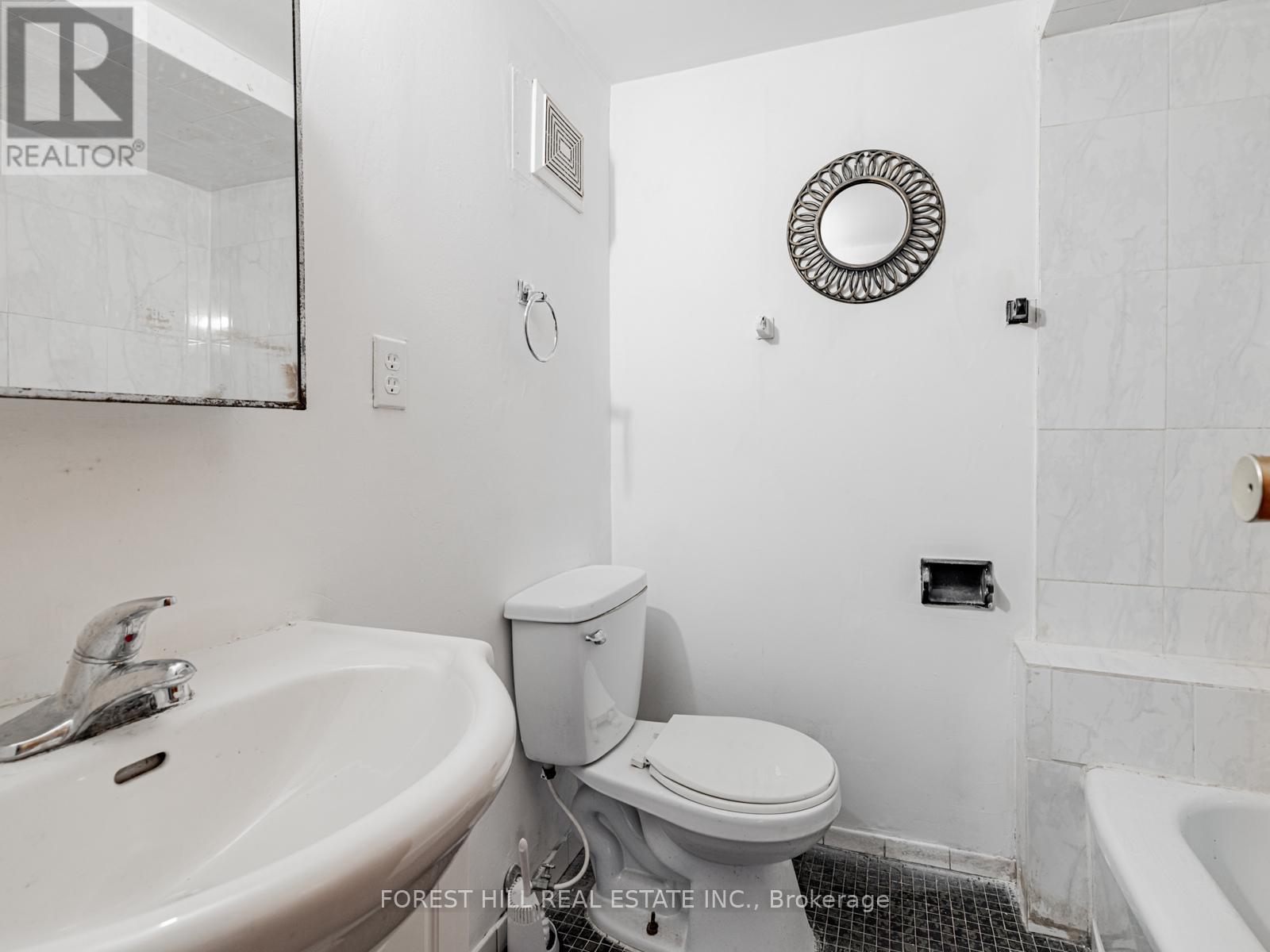 309 Hillcrest Avenue, Toronto (Willowdale East), Ontario  M2N 3P5 - Photo 31 - C12453977
