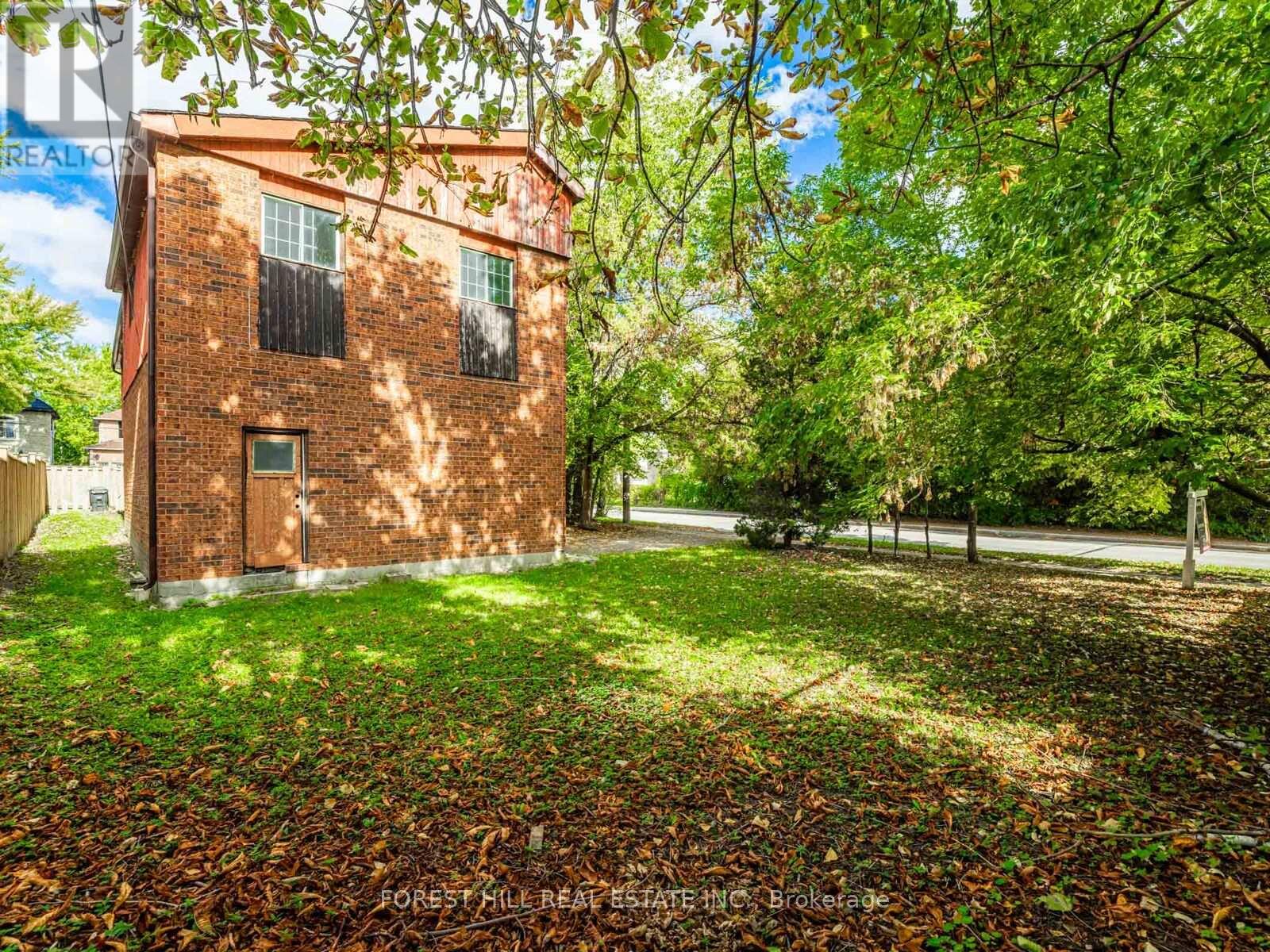 309 Hillcrest Avenue, Toronto (Willowdale East), Ontario  M2N 3P5 - Photo 34 - C12453977