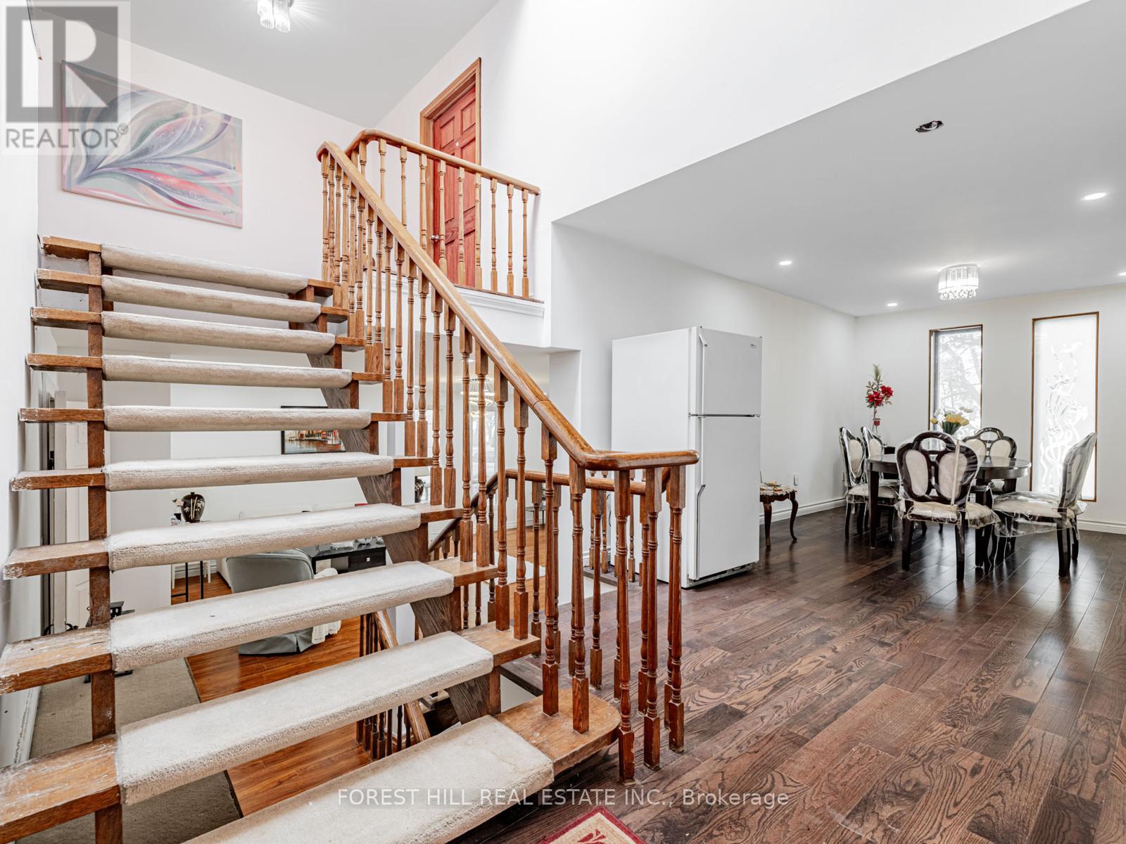 309 Hillcrest Avenue, Toronto (Willowdale East), Ontario  M2N 3P5 - Photo 7 - C12453977