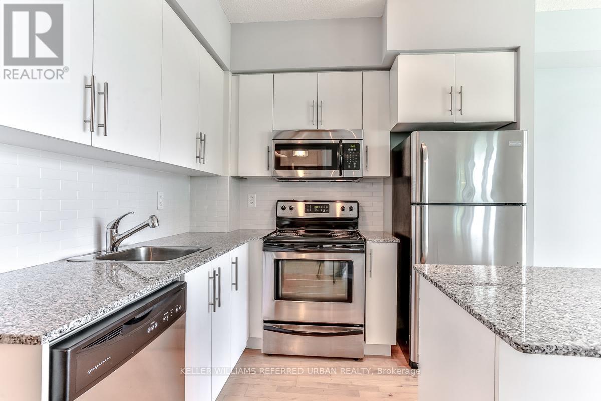 3803 - 55 Bremner Boulevard, Toronto, Ontario  M5J 0A6 - Photo 9 - C12453991