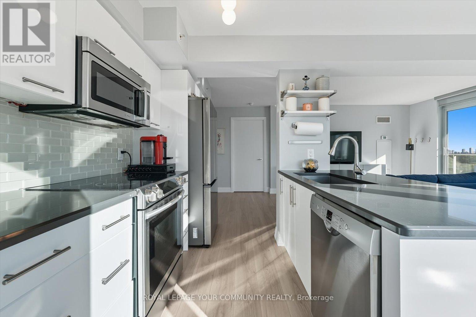 1107e - 555 Wilson Avenue, Toronto (Clanton Park), Ontario  M3H 0C5 - Photo 21 - C12453999