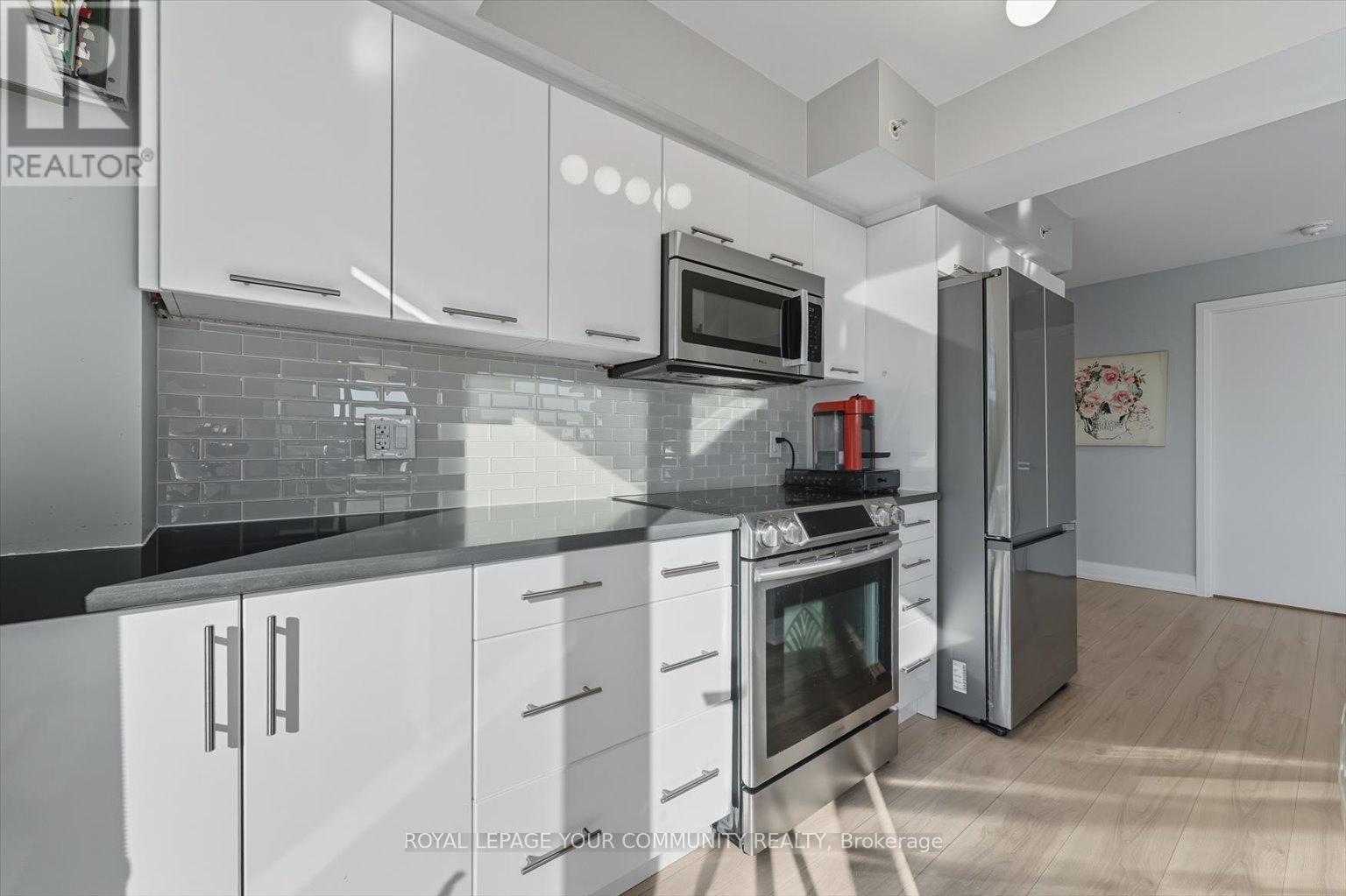 1107e - 555 Wilson Avenue, Toronto (Clanton Park), Ontario  M3H 0C5 - Photo 29 - C12453999