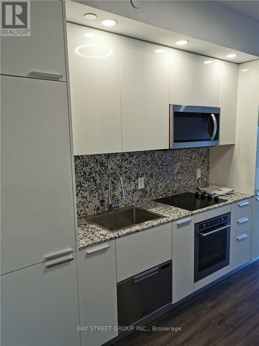 2509 - 75 Canterbury Place, Toronto, Ontario  M2N 2N1 - Photo 5 - C12454004