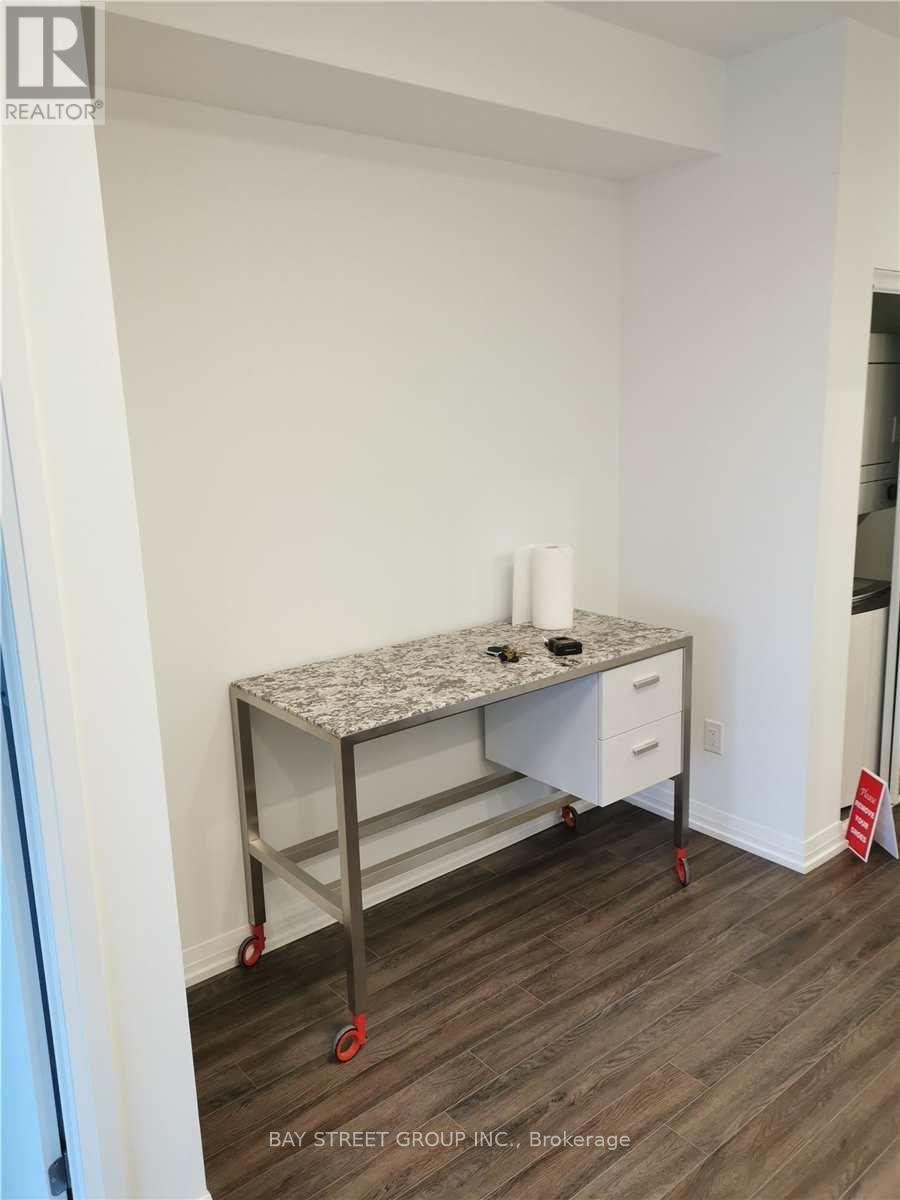 2509 - 75 Canterbury Place, Toronto, Ontario  M2N 2N1 - Photo 7 - C12454004