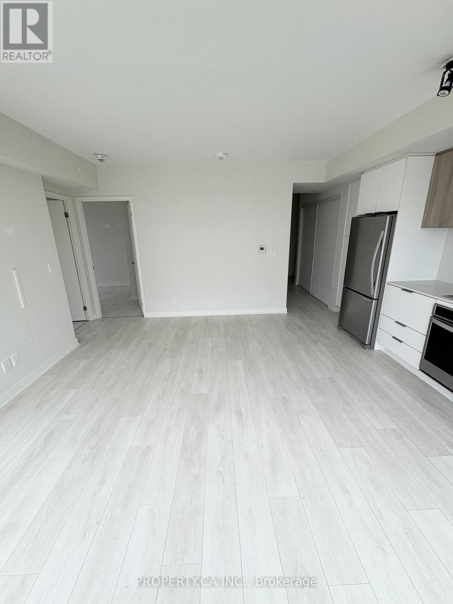 N2809 - 6 Sonic Way, Toronto (Flemingdon Park), Ontario  M3C 0P1 - Photo 11 - C12454022