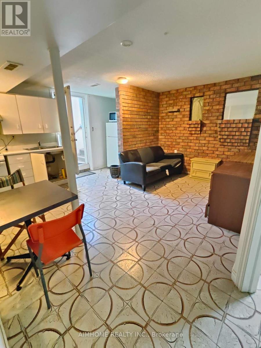 Lower Basement - 3 Charlton Boulevard, Toronto, Ontario  M2M 1C1 - Photo 7 - C12454058