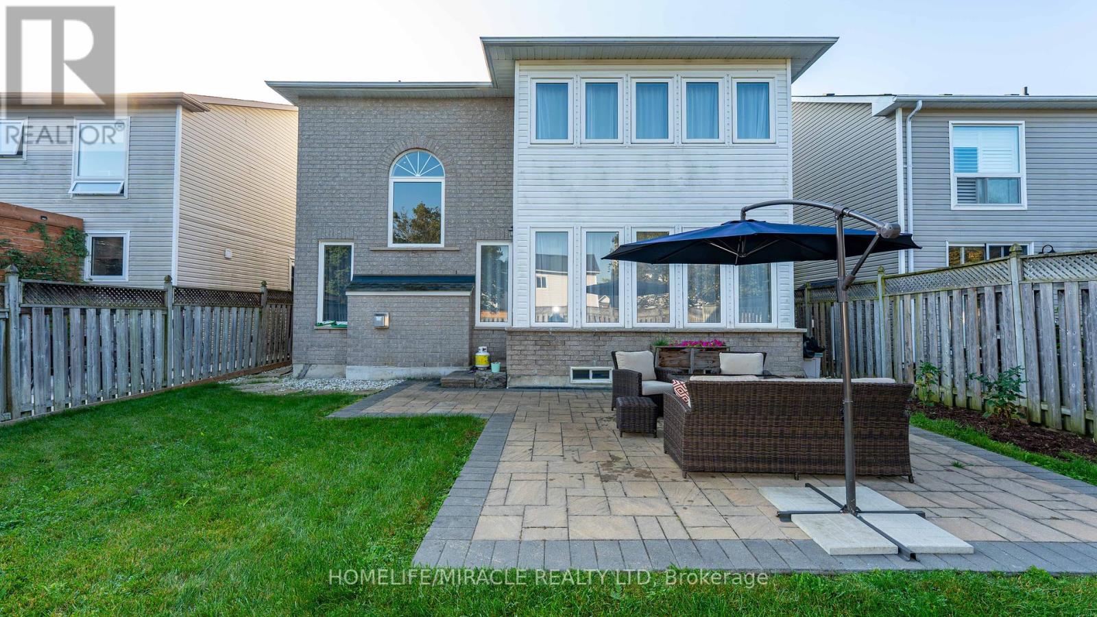 46 Holsted Road, Whitby, Ontario  L1M 2B9 - Photo 5 - E12453965