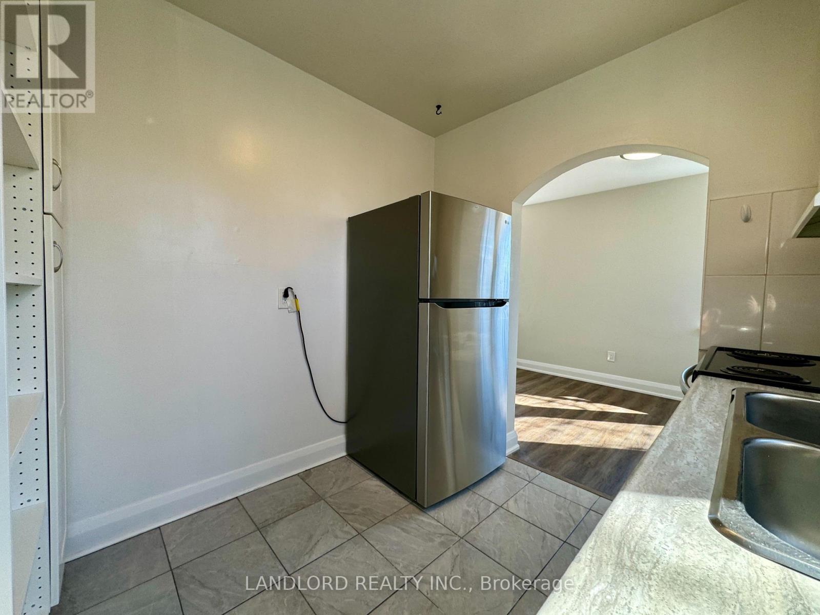 303 - 36 Wood Glen Road, Toronto, Ontario  M1N 2V9 - Photo 6 - E12454053